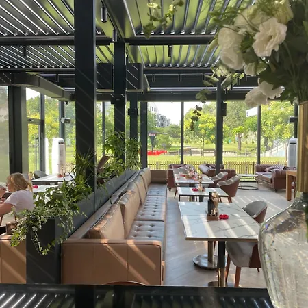 Santa Villa&restaurant