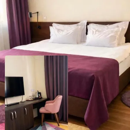 Santa & Restaurant *