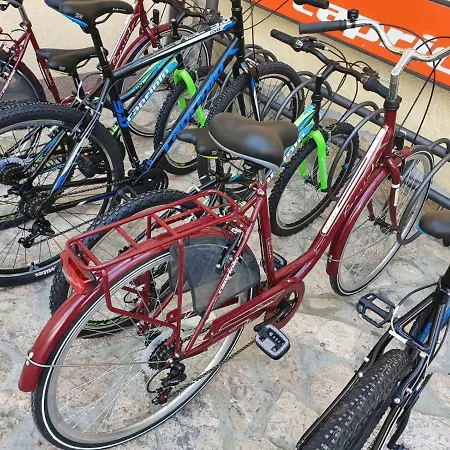 Santa Villa&restaurant Sremska Mitrovica